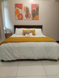 Queen V Staycation Tower C