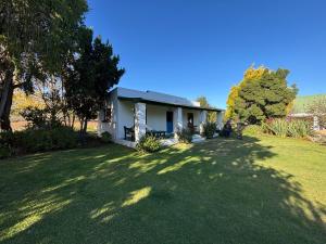 Blue Cow Barn - Boutique Farm