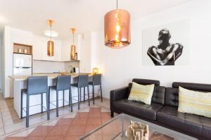 Two modern and bright apartments near el Duque beach