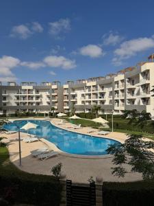 Marseilia beach 4 for for families only