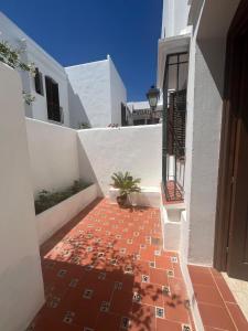 Estepona - Playa - Villa 2 dormitorios en urbanización cerca de la playa AL18