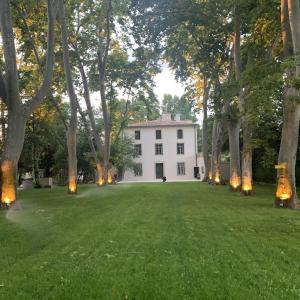 Villas Exceptional building on 1 ha of private land : photos des chambres