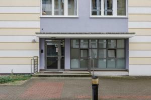 Katowicka Comfort Apartment by BookingHost