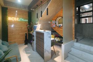 Rcee Place by RedDoorz