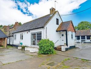 Stable Cottage - Pulborough