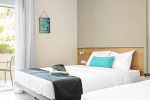 Superior Double or Twin Room with Side Sea View room in Neptuno Beach Hotel