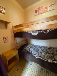 Appartements Pyrenees studio view poolyer : photos des chambres