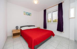 2 Bedroom Amazing Apartment In Poljica 