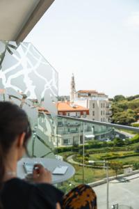 Superior Twin Room with City View room in Hotel Serra d`Aire