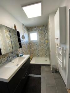 Appartements Joli T3, tout confort, Martigues : photos des chambres