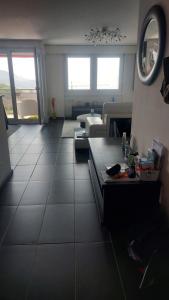 Sweet home avec vue incroyable lac leman! A lentrée du Lavaux et proche lausanne