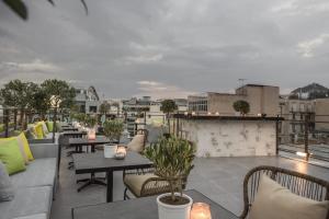 Hotiday Athens Acropolis