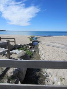 Balm Beach Resort and Motel