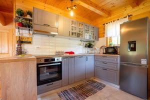 Annas Mountain House