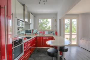 Appartements T3 lumineux pour 6 personnes proche metro Lyon : photos des chambres