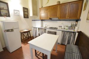 UNYCA - Typical Florentine Hideaway