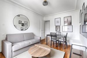 Montmartre Seveste II Beautiful 2BR Apartment