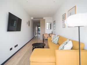 Gran apartamento cerca de playa Las Canteras con gimnasio A3B