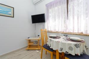 Apartments Marta by Rent Istria