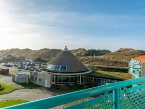 Bright Coastal Hideaway