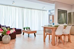 2 Bedroom Apartment near Piraeus Port B1