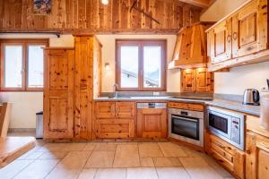 Savine 10- 11 personnes