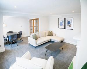 Boughton House by Guestz