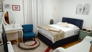 Apartment Split Stone House