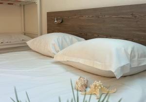 Hotels Hotel Le Carnon : photos des chambres