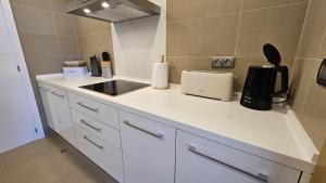 Intempo by Holuxe - 211- 21st floor