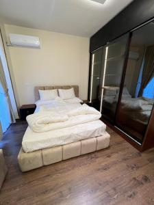 Stylish Studio With AC & WIFI , Madinaty B8