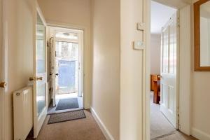 Melbourne Place No 4