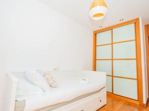 YBH Paraguay, 15 con Parking gratis