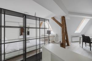 Piaskowa Sunny Roof Studio by BookingHost