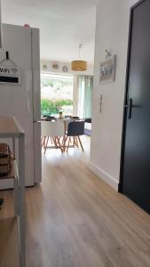 St Cyprien moderne et lumineux rez de jardin