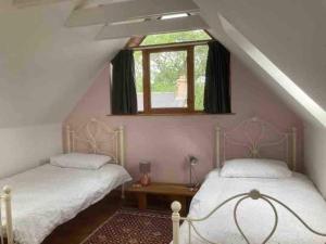 East Cottage, Brodie