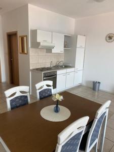 Villa Luna Sevid-Apartman 2