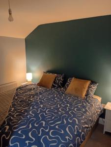 Adies Bar & Restaurant