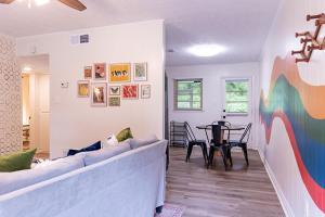 Artists Bungalow - 12 mi from Covington Square