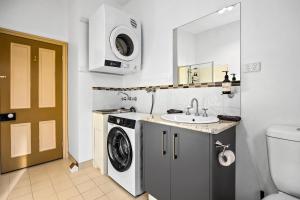 Idyllic, peaceful and historical cottage minutes from Bendigos CBD