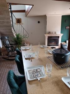 Gîte Linstant Ressource pour rassemblement familial ou entre amis au coeur de la Puisaye Forterre