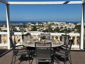 Villa with Views Parking AC