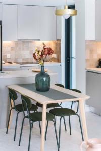 The HostMaster WiseView Celeste