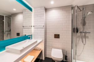 Hotels Holiday Inn Express & Suites Reims - Rives de Vesle by IHG : photos des chambres