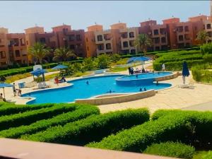 نزهه بيتش اكوا بارك راس سدر