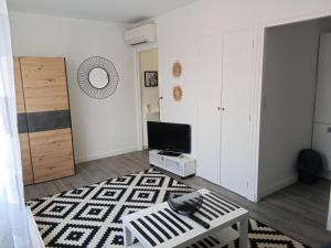 Furnished studio, 5 min Avignon, Pontet center