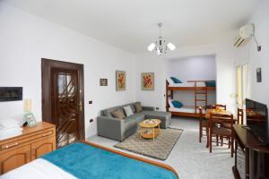 Lungomare Beach Apartment - by EKA Luxury Apartments