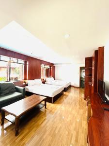 Vang Vieng Sky Mountain View Hotel