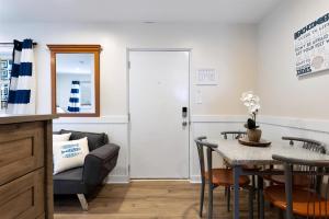 415 E Atlanta Ave, Unit 107