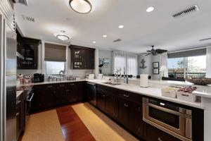 Residence 101 At The Grand